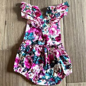 Patpat brand. Girl flower onesie.